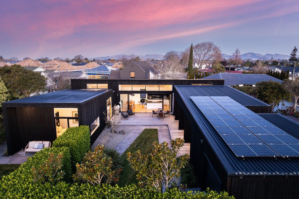 40B Brookside Terrace, Bryndwr, Christchurch - Carousel 2