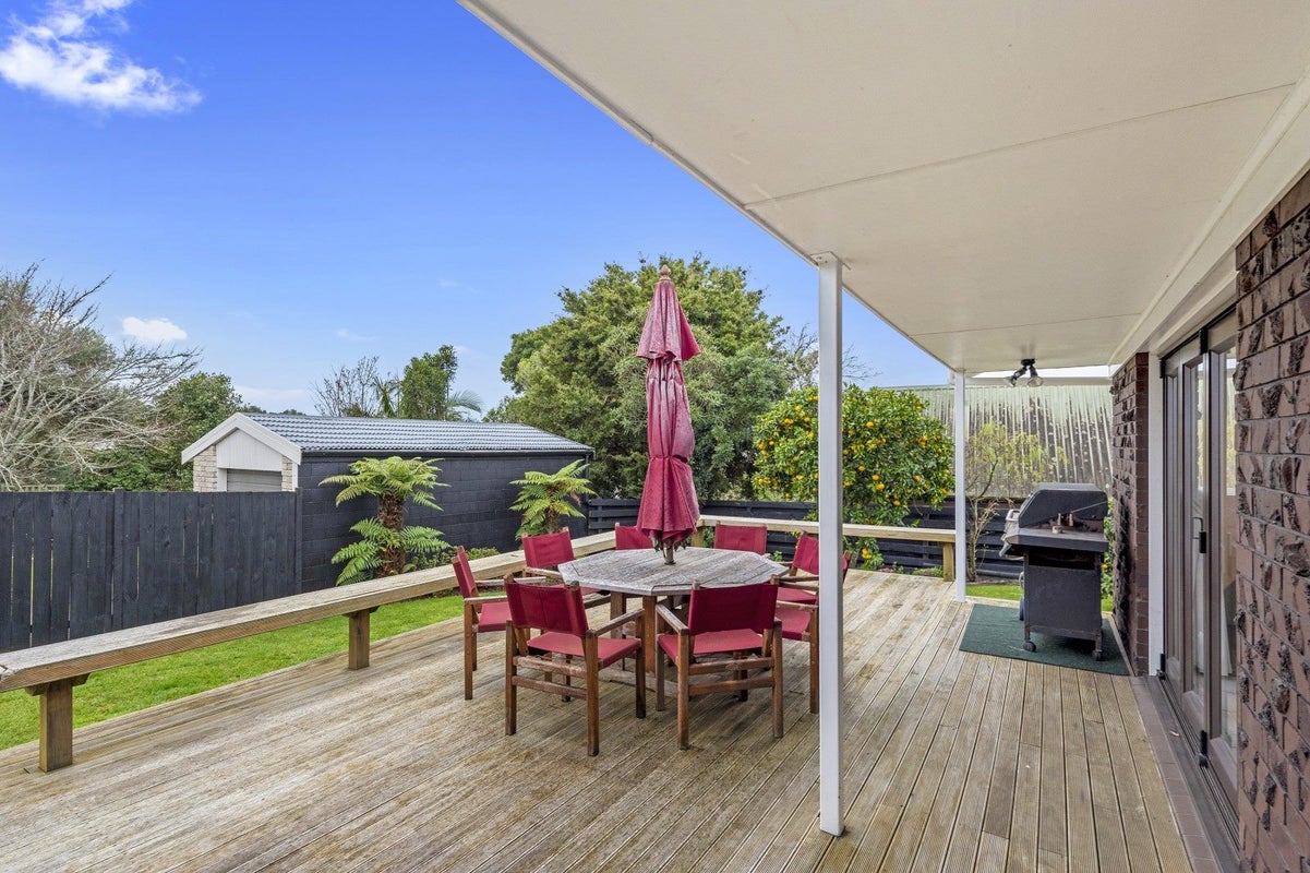 27 Highland Drive, Pukete, Hamilton - Carousel 22