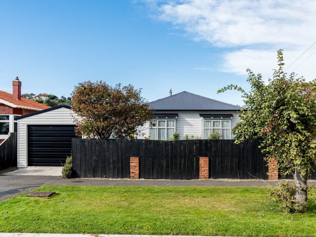 82 Ravelston Street, Musselburgh, Dunedin - Carousel 1