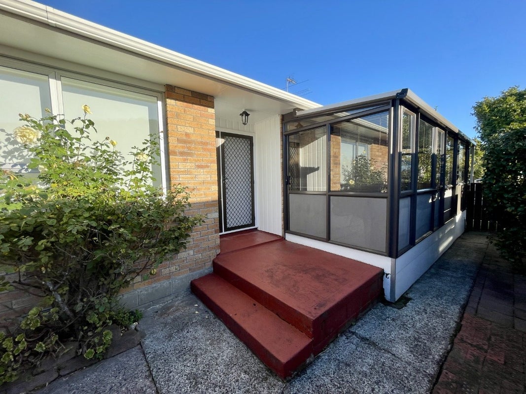 8 Tacoma Drive, Totara Park, Upper Hutt - Carousel 25