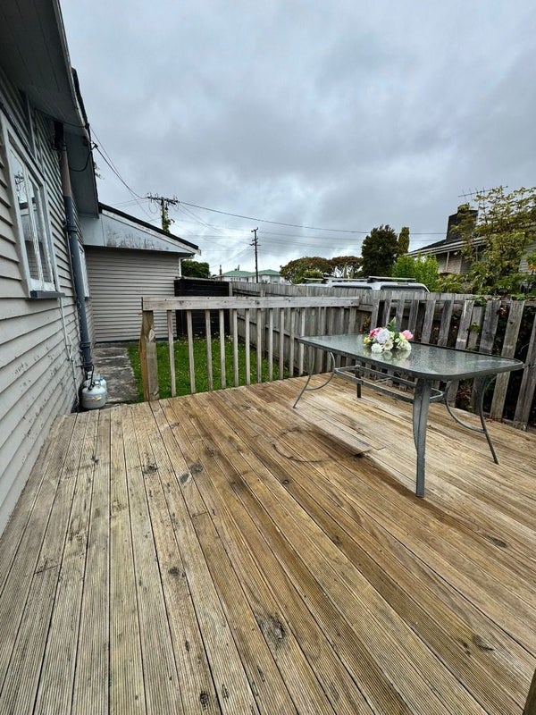 109 Woodglen Road, Glen Eden, Auckland - Carousel 18