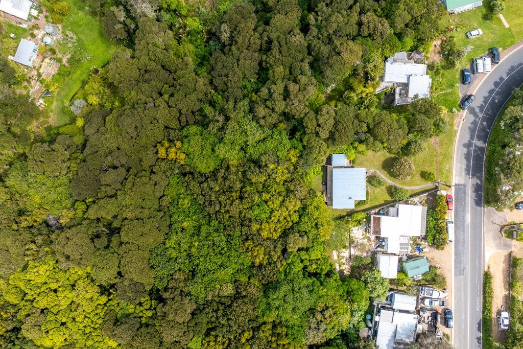 16 Goodwin Avenue, Oneroa, Waiheke Island - Carousel 25