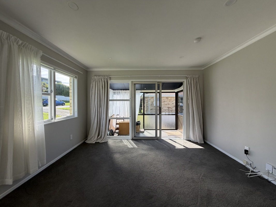 23 Churchill Road, Judea, Tauranga - Carousel 2