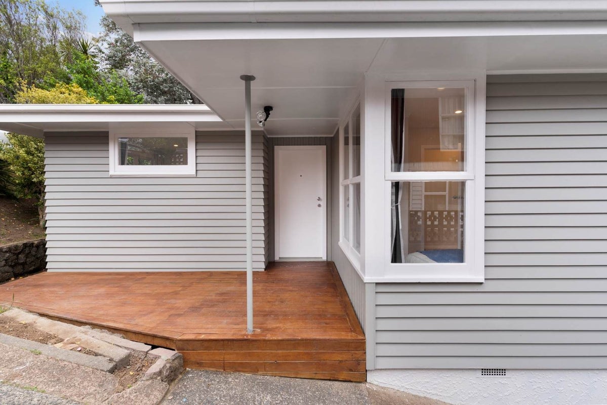 576 Glenfield Road, Bayview, Auckland - Carousel 1