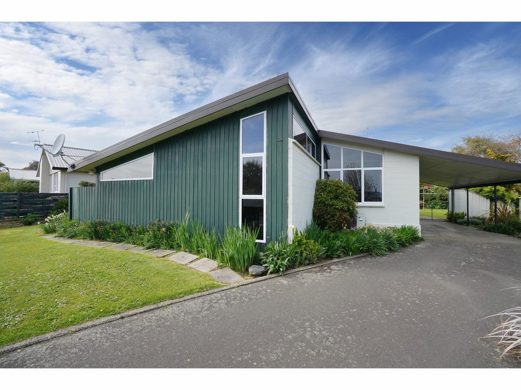 19 Pine Crescent, Hargest, Invercargill - Carousel 1