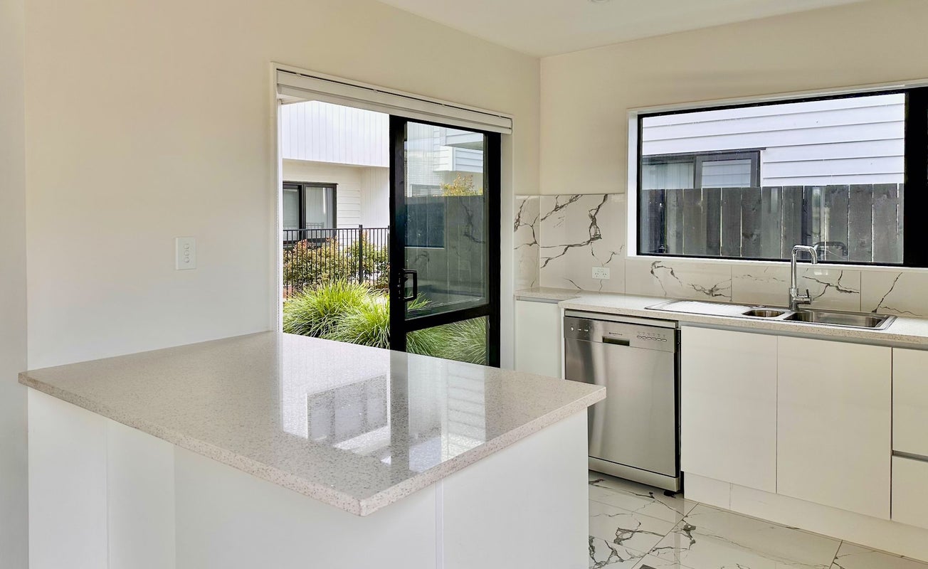 52A Tapu Road, Huapai, Kumeu - Carousel 1
