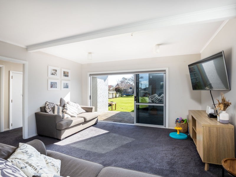 523 Manutahi Road, Lepperton, New Plymouth - Carousel 1