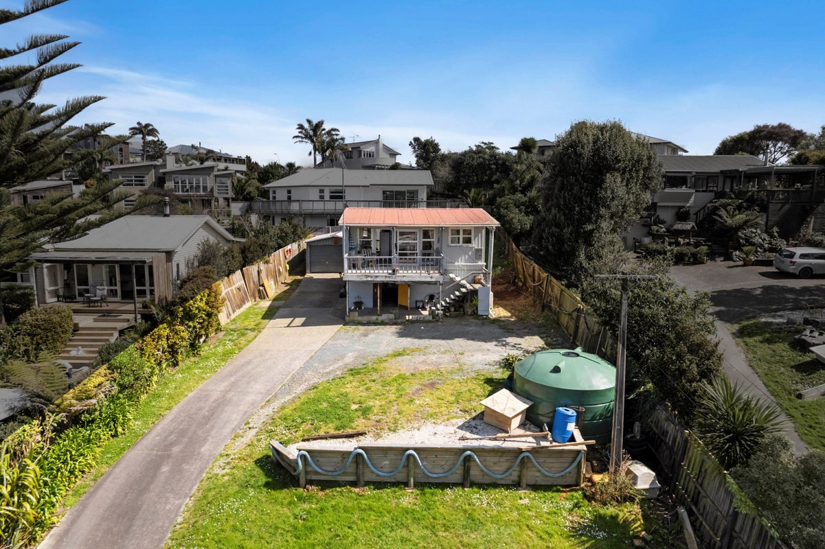 41 Stillwater Crescent, Stillwater, Silverdale - Carousel 2