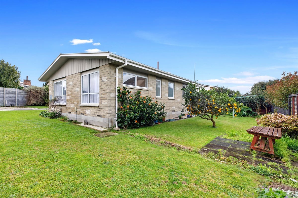 24A Hall Road, Matua, Tauranga - Carousel 1
