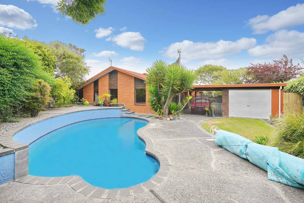 9A Yellowstone Crescent, Burwood, Christchurch - Carousel 1