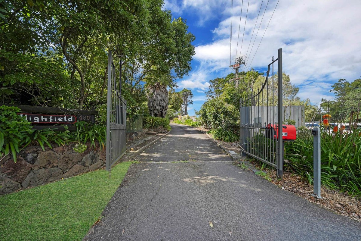 480 Whitford Road, Howick - Carousel 2