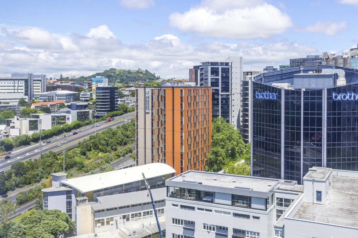 6C/30 Symonds Street, Grafton, Auckland - Carousel 2