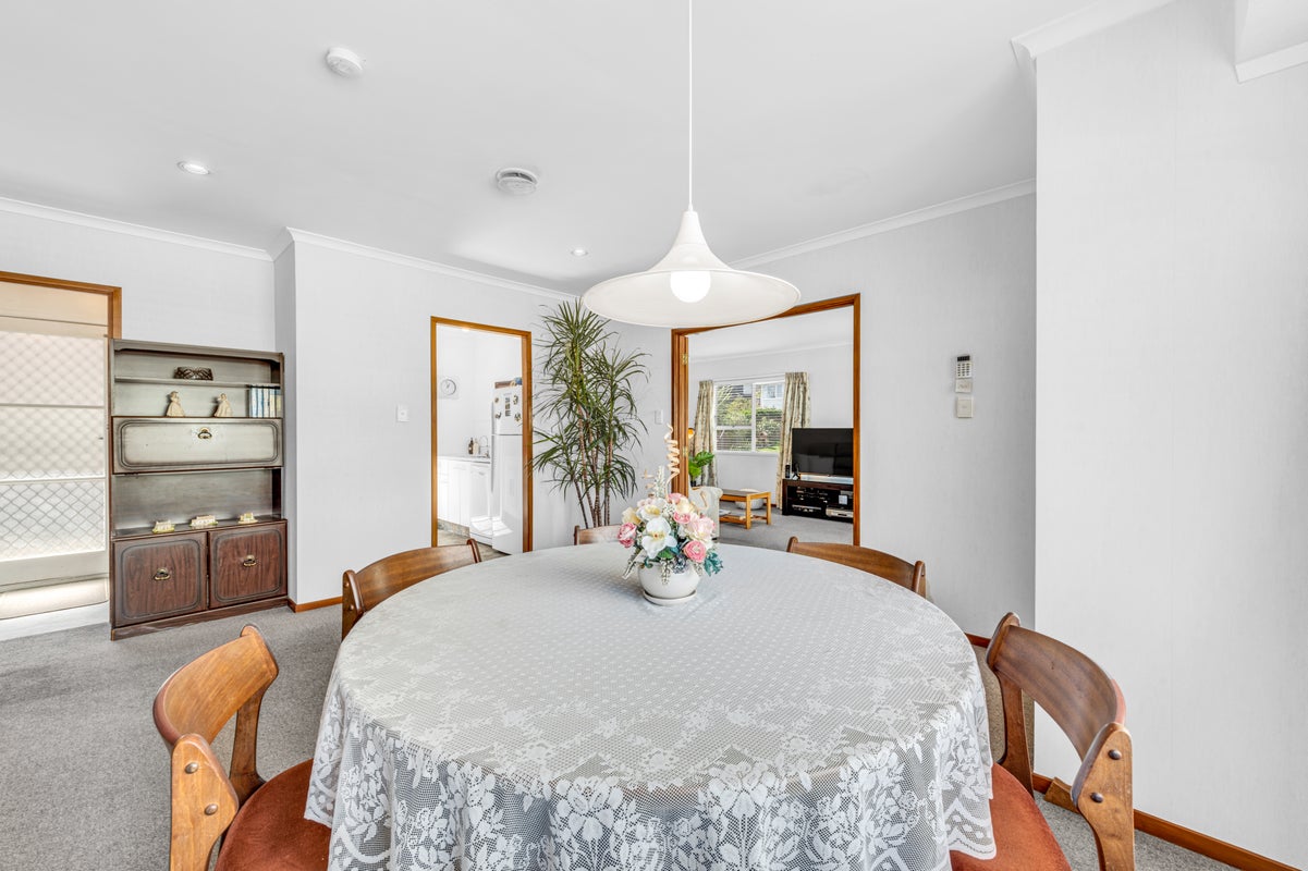 26 Galsworthy Place, Bucklands Beach, Auckland - Carousel 27