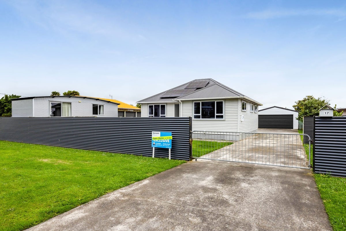 17 Fitzroy Street, Normanby, Hawera - Carousel 28