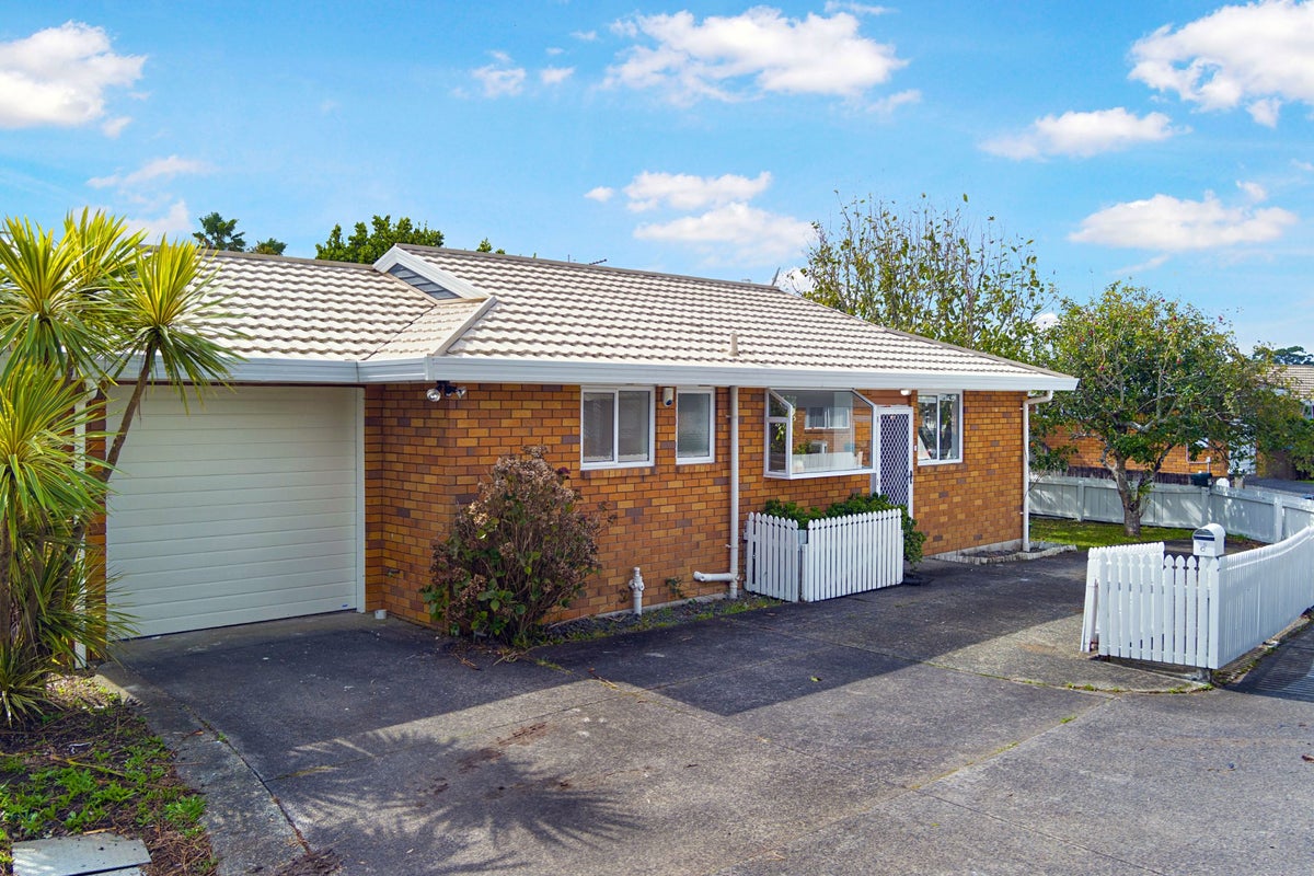 110C Metcalfe Road, Ranui, Auckland - Carousel 2