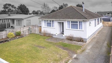 31 Quick Avenue, Aramoho, Whanganui - Carousel 1