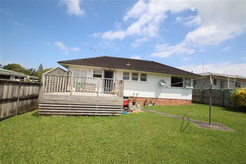 20 Eskdale Road, Birkdale, Auckland - Carousel 12