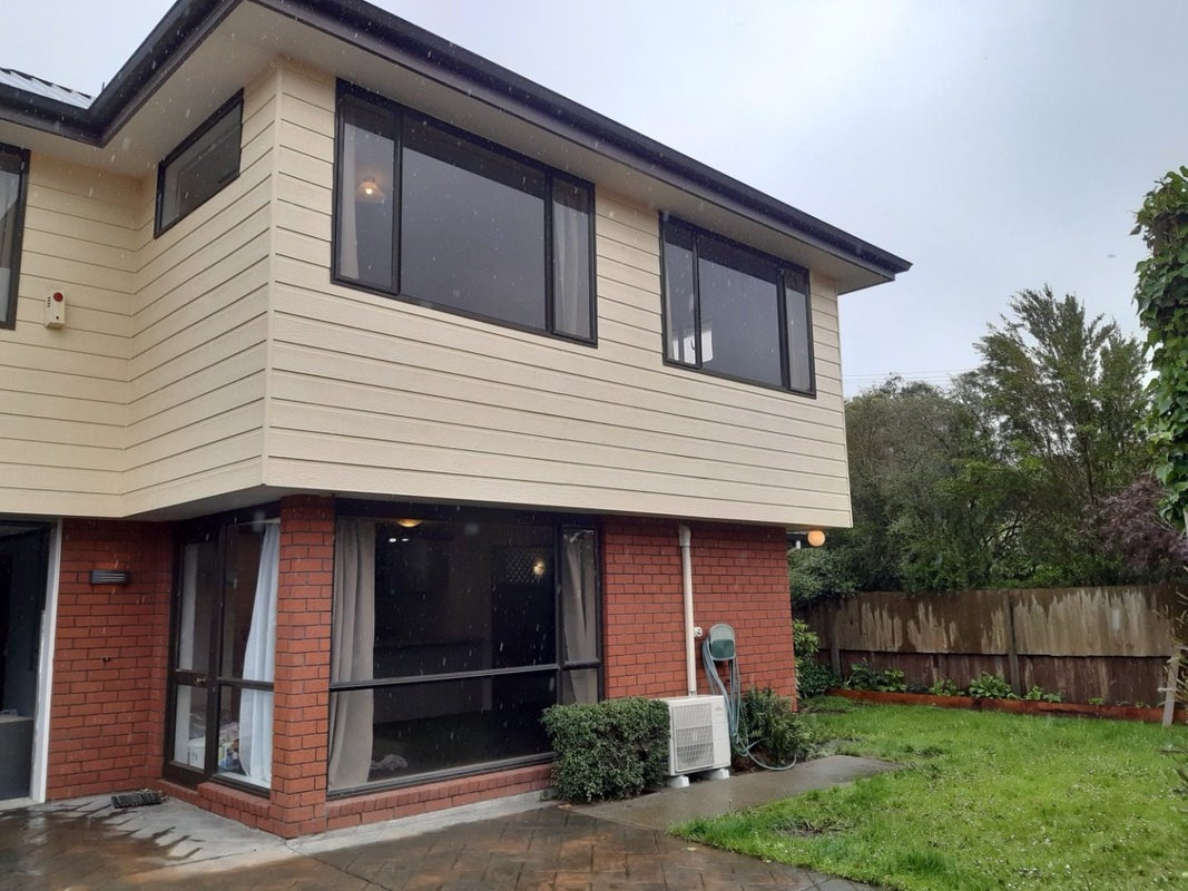 1/42 Flower Street, Bryndwr, Christchurch - Carousel 1