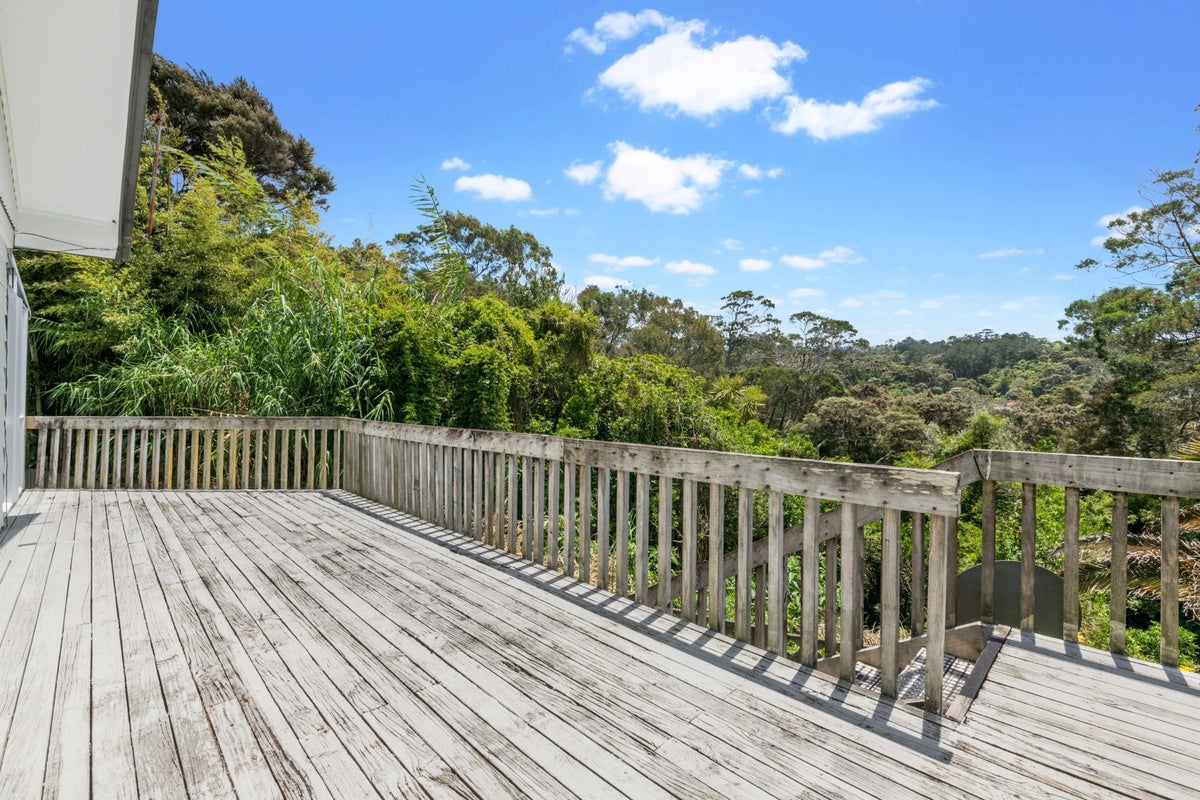 2/14 Spinella Drive, Bayview, Auckland - Carousel 2