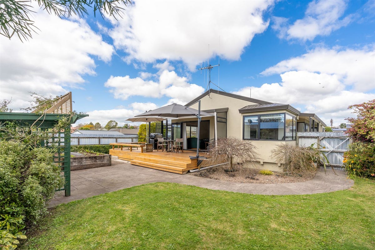 2 Taksan Place, Pukete, Hamilton - Carousel 2