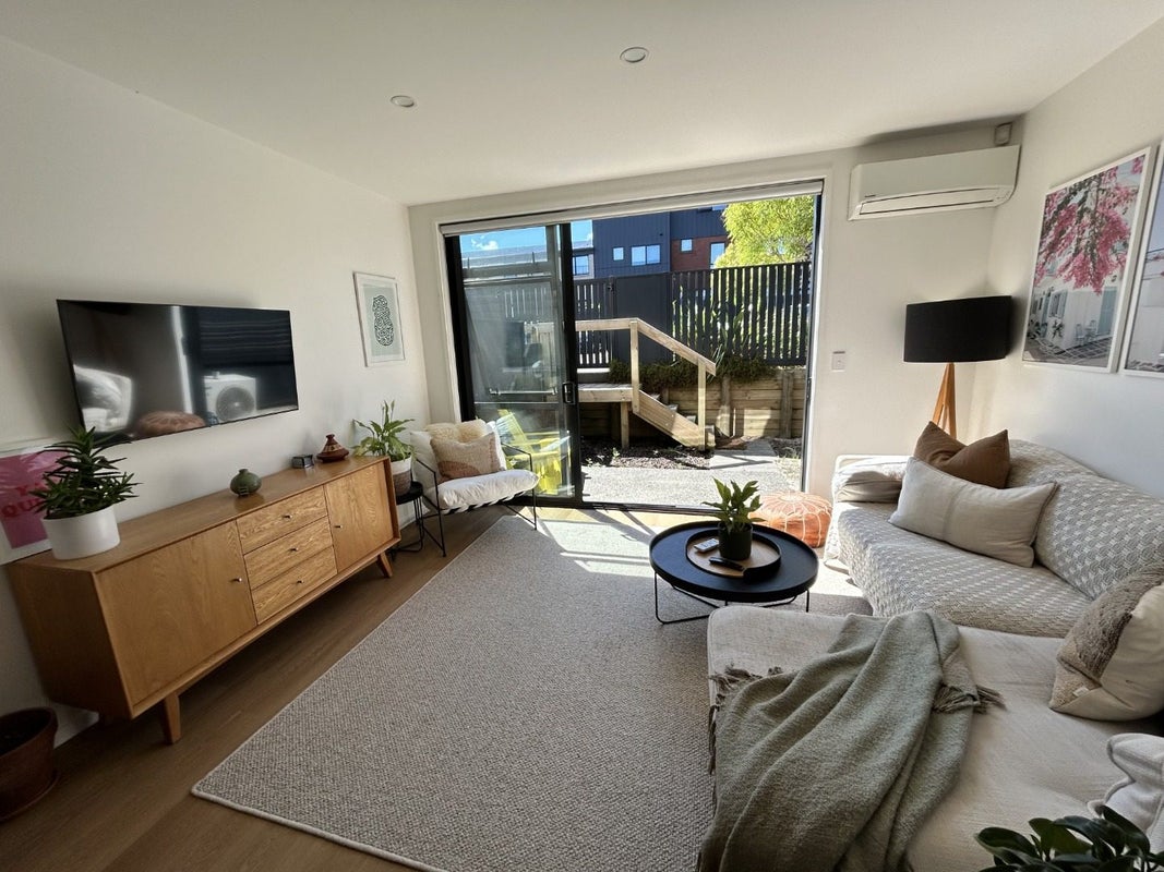 7 Kotuitui Street, Manukau, Auckland - Carousel 1