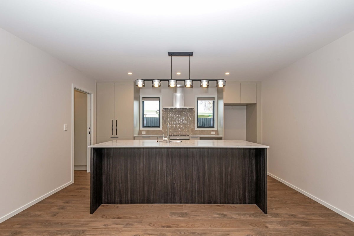 4A Viscount Place, West End, Palmerston North - Carousel 2