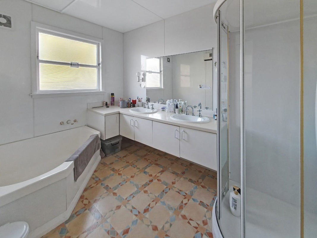 25 Epsom Road, Hokowhitu, Palmerston North - Carousel 11