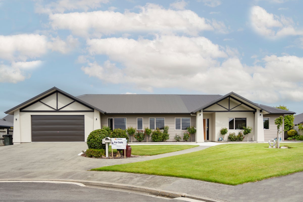 12 North Ridge Drive, Oamaru North, Oamaru - Carousel 1