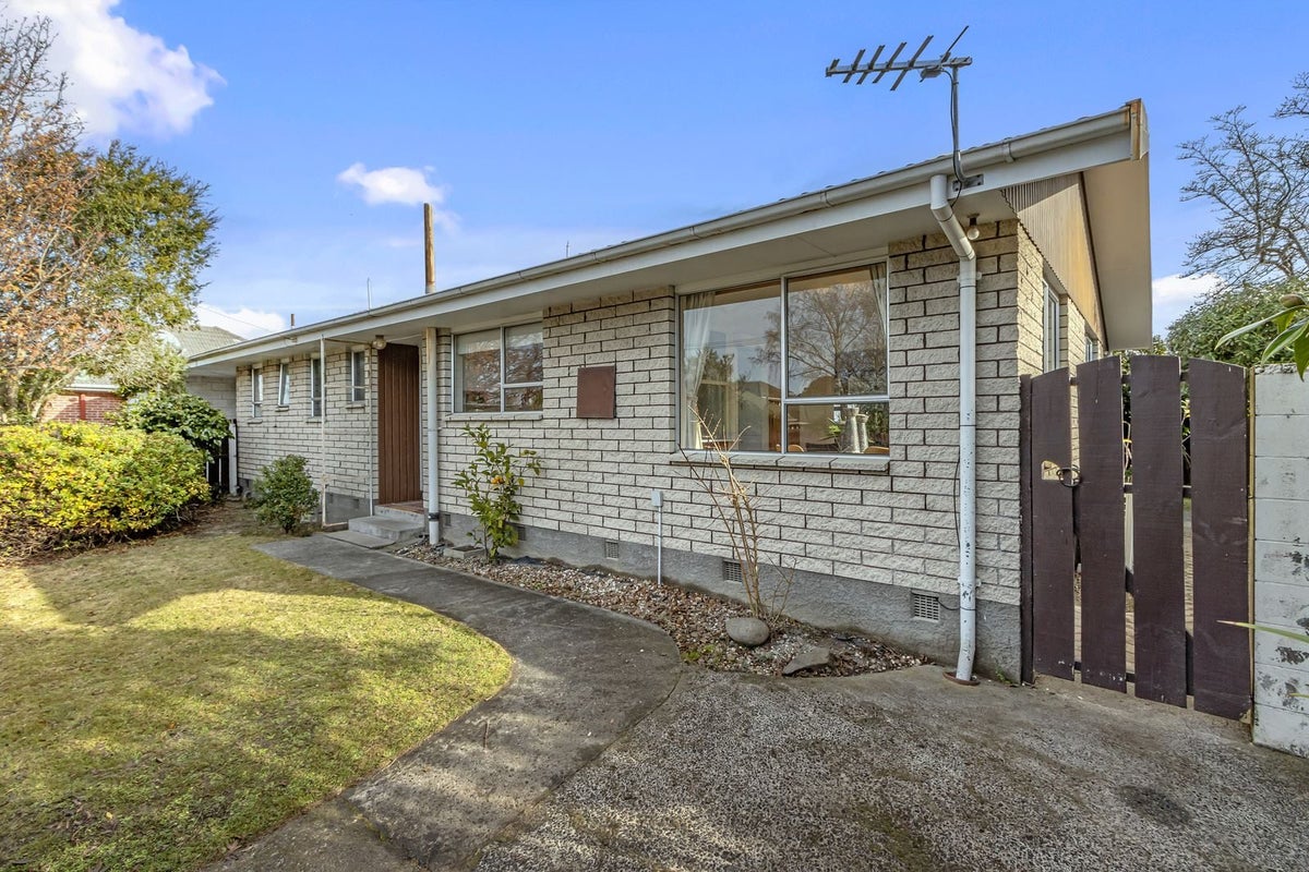 1/1 Hounslow Street, Ilam, Christchurch - Carousel 14
