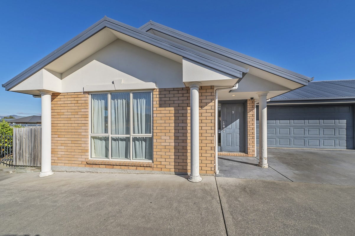 9B Hurricane Way, Wigram, Christchurch - Carousel 19