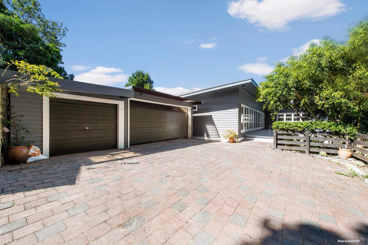 55 Hill Road, Hillpark, Auckland - Carousel 1