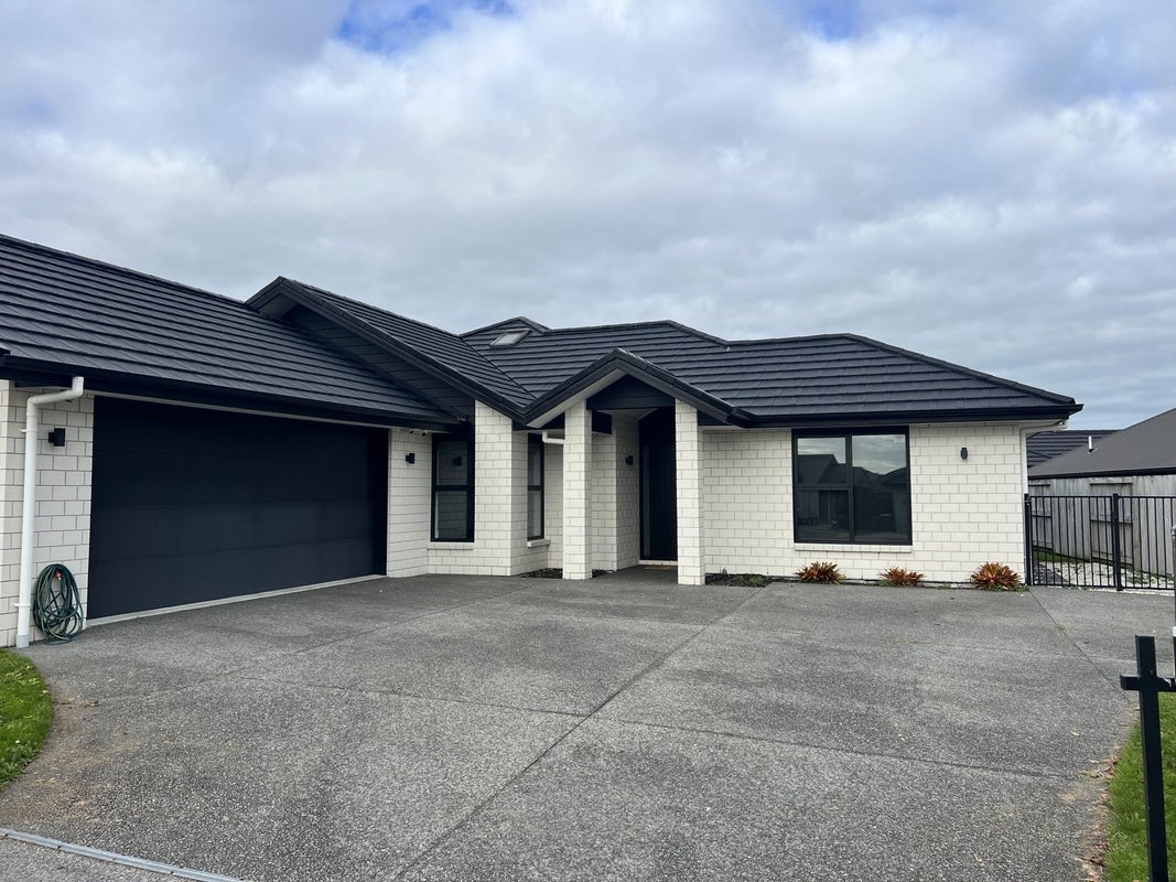 3 Wetherby Road, Flagstaff, Hamilton - Carousel 1