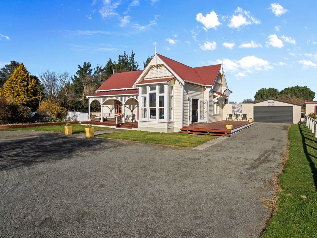 32 Laings Road, Tinwald, Ashburton - Carousel 1