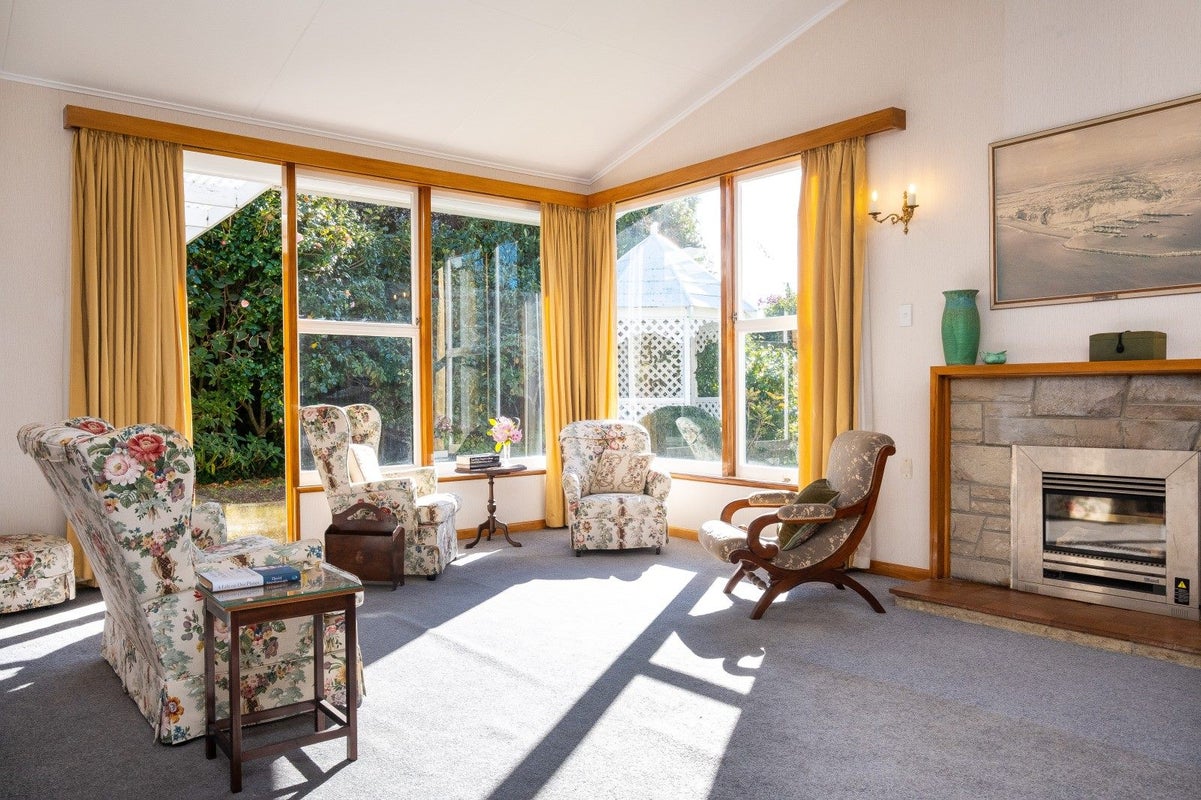 112 Thompson Road, Bluff Hill, Napier - Carousel 2