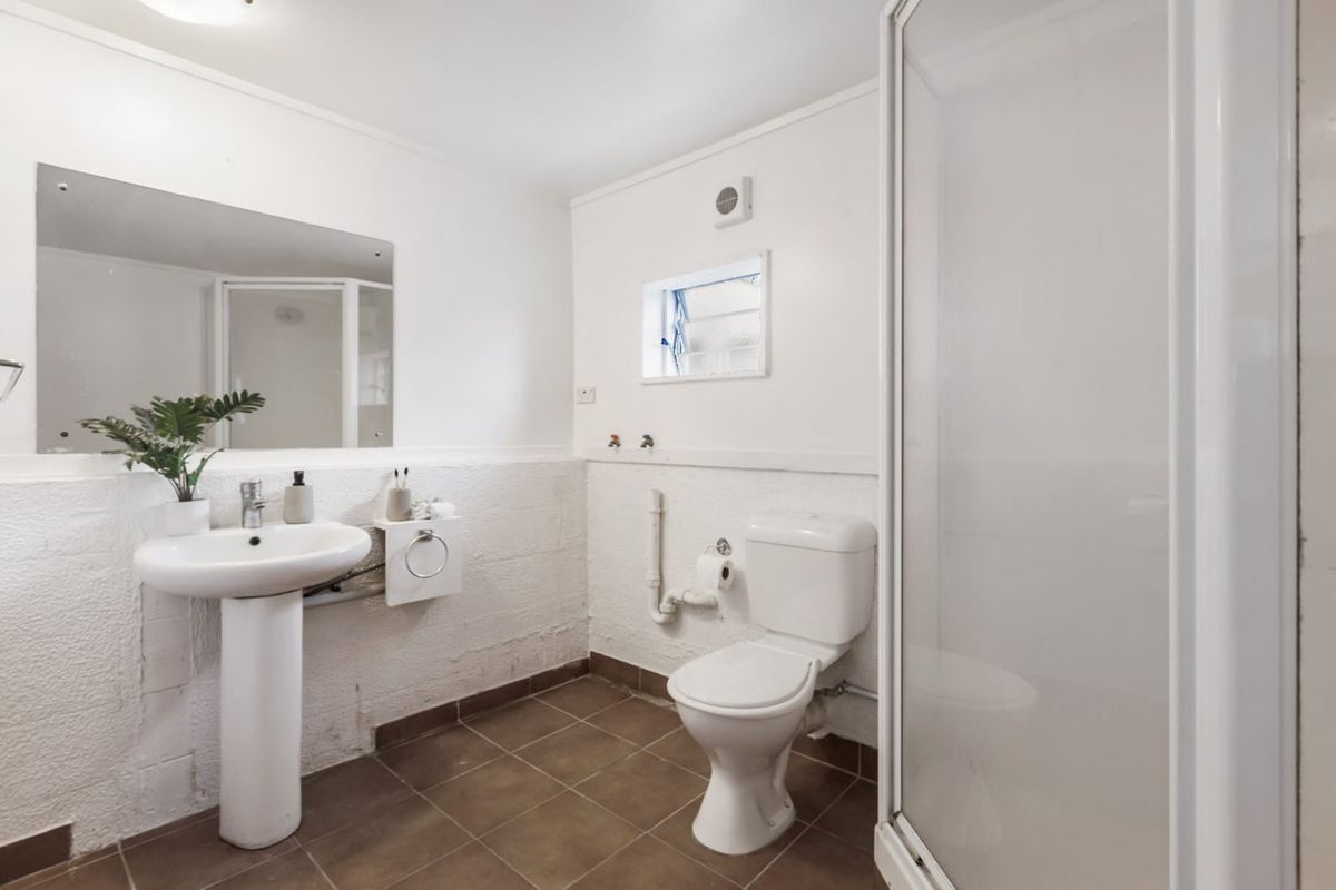 49 Fairclough Road, Beach Haven, Auckland - Carousel 15