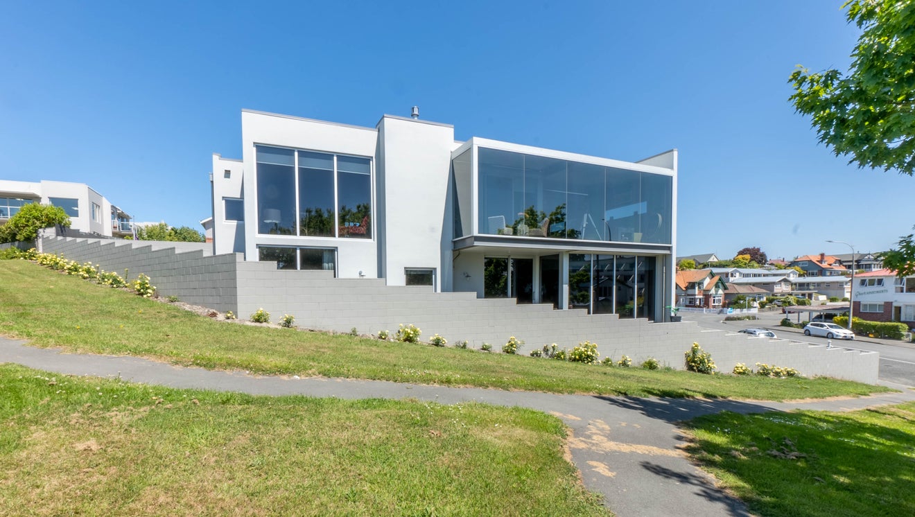 11 Hewlings Street, Seaview, Timaru - Carousel 1