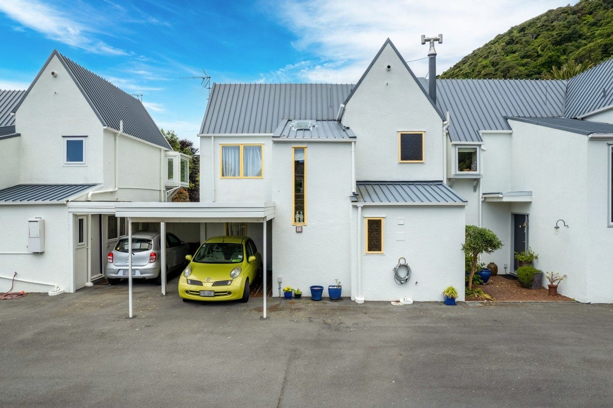 11/354 MURITAI RD, MURITAI, EASTBOURNE - Carousel 21