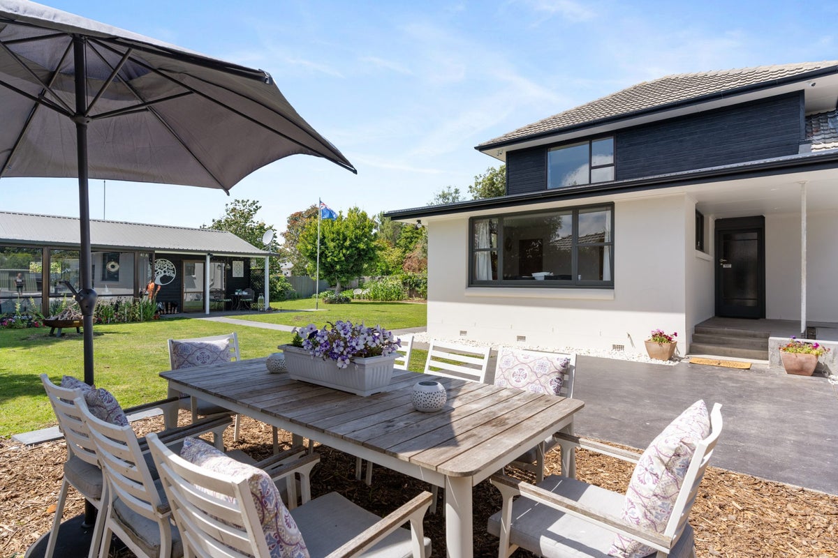 43 Banks Avenue, Dallington, Christchurch - Carousel 1