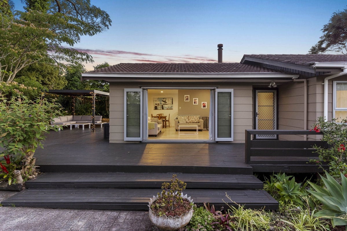 63 Brunner Road, Glen Eden, Auckland - Carousel 2