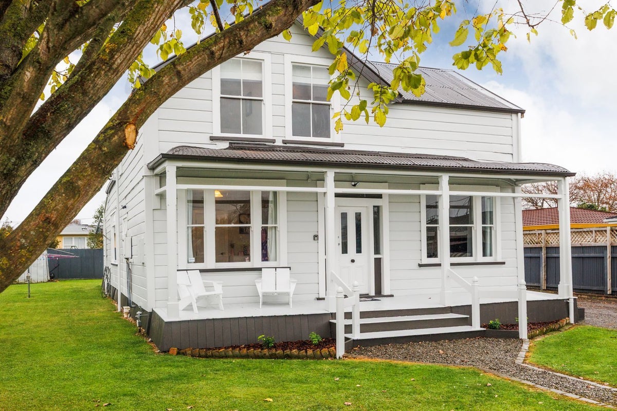 14D Monrad Street, Highbury, Palmerston North - Carousel 1