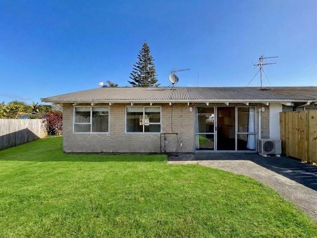1/69 Favona Road, Favona, Auckland - Carousel 1