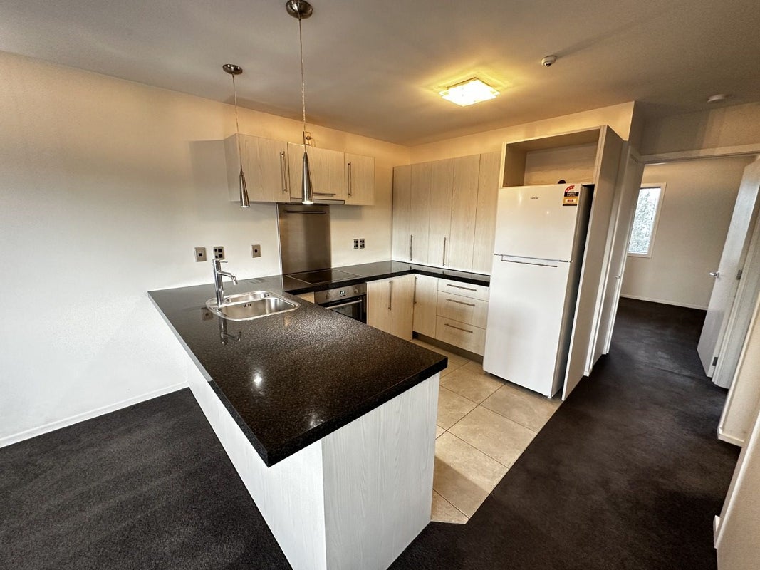 5/12 Hutcheson Street, Sydenham, Christchurch - Carousel 1