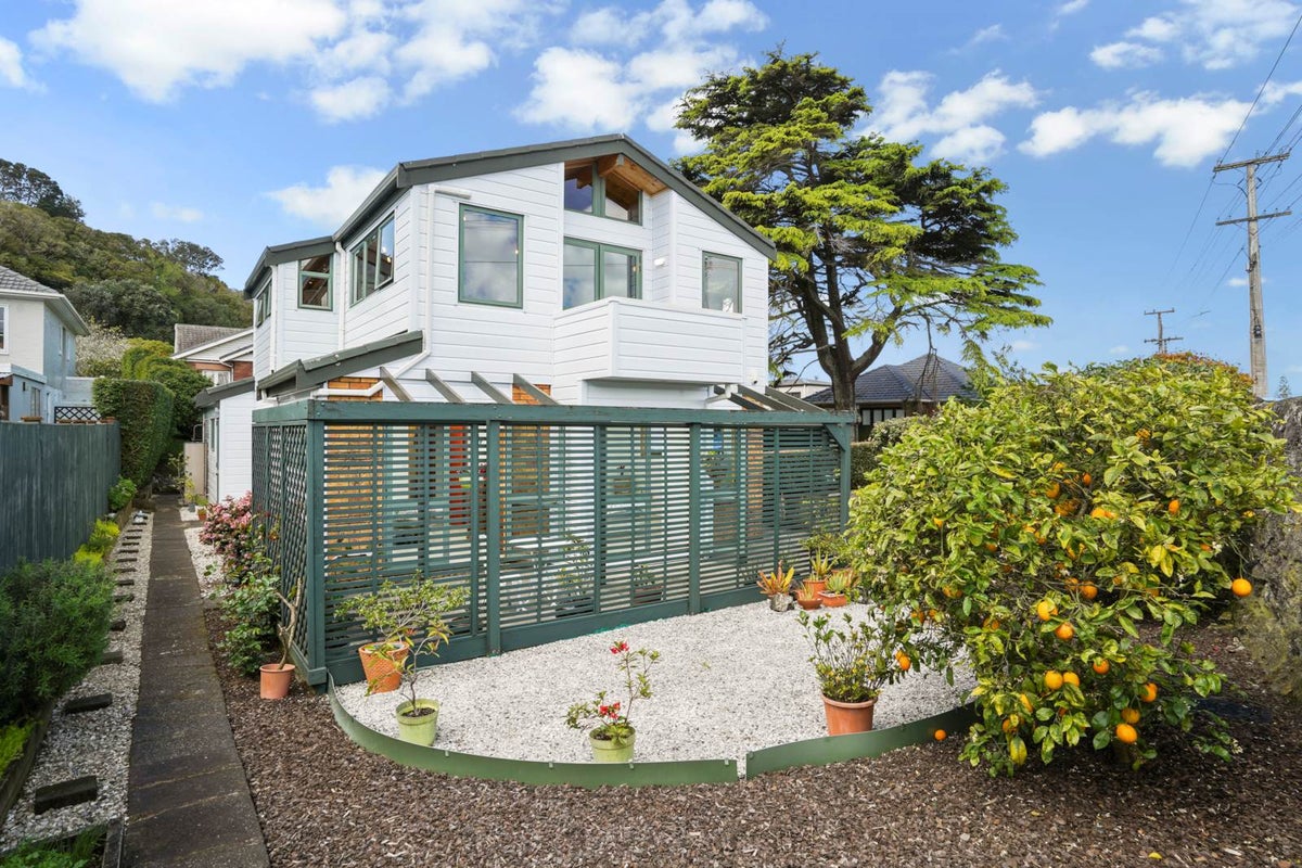 882A Mount Eden Road, Three Kings, Auckland - Carousel 2