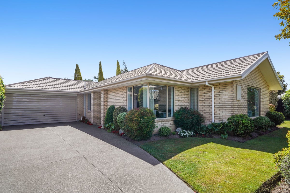 21 Robinia Place, Wigram, Christchurch - Carousel 1