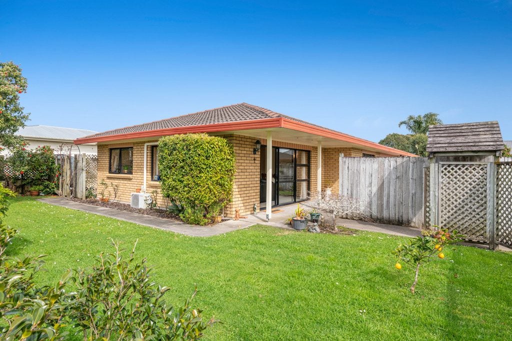5 Pengelly Place, Parakai, Helensville - Carousel 2