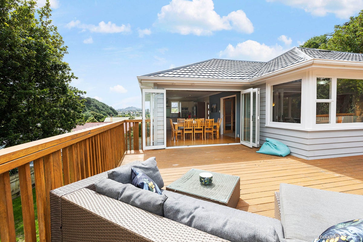 383A Karori Road, Karori, Wellington - Carousel 2