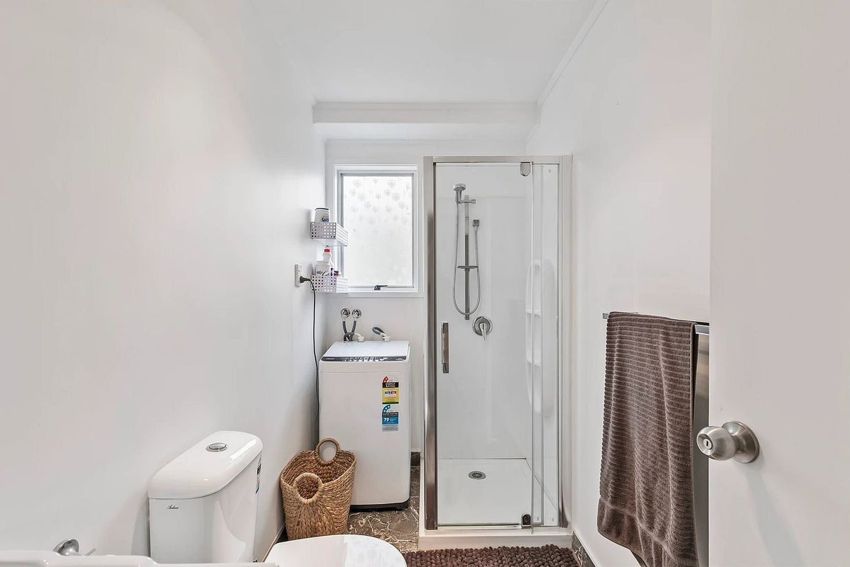 8 Hyperion Drive, Randwick Park, Auckland - Carousel 11