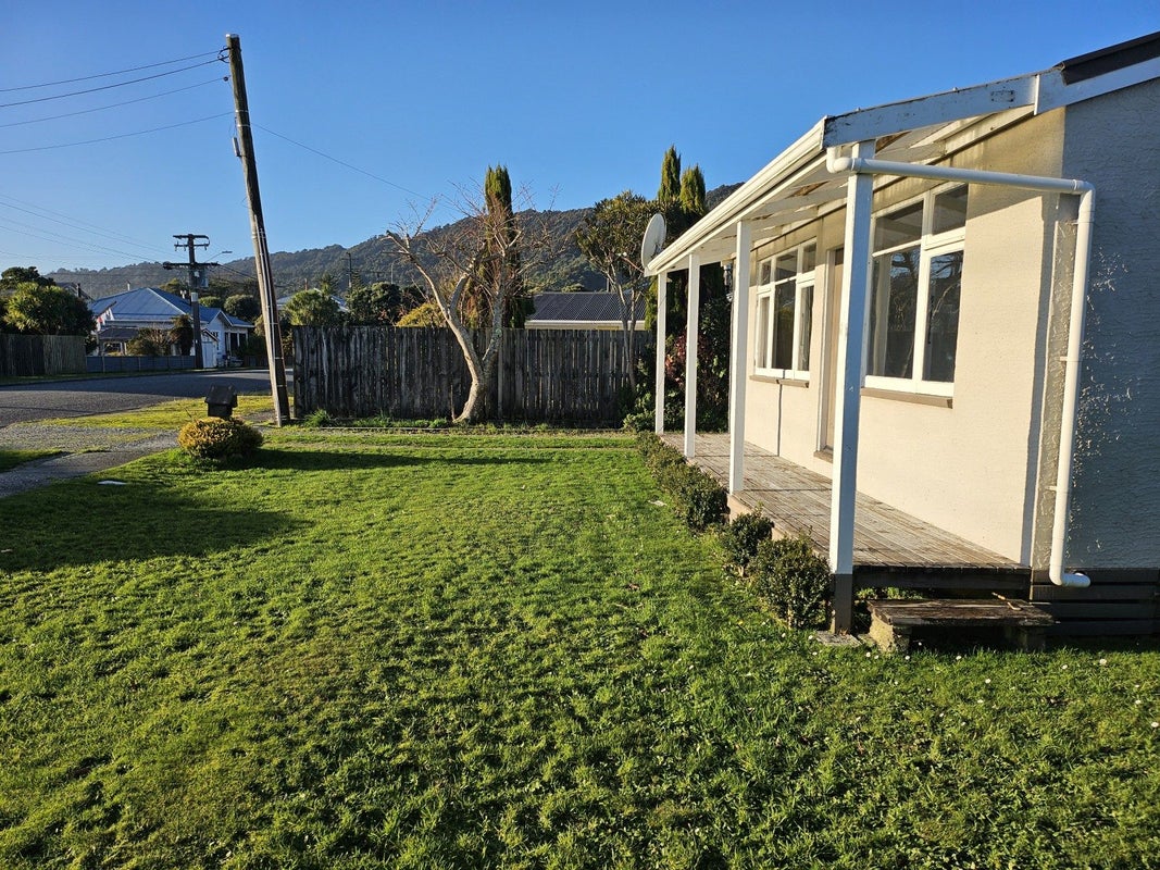 47 Sturge Street, Cobden, Greymouth - Carousel 12