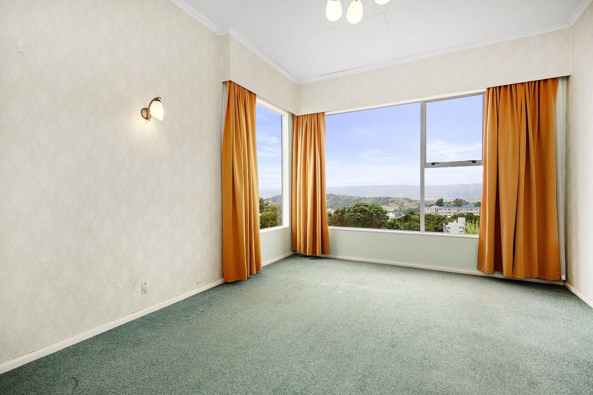 9 Apuka Street, Brooklyn, Wellington - Carousel 2