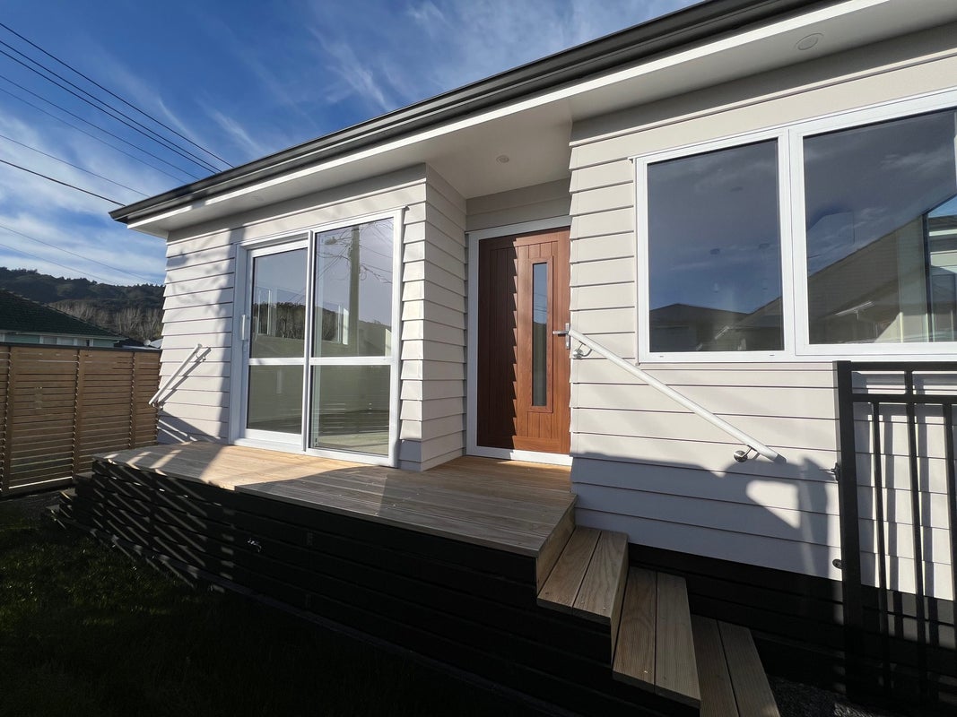 2A Mayo Grove, Naenae, Lower Hutt - Carousel 1